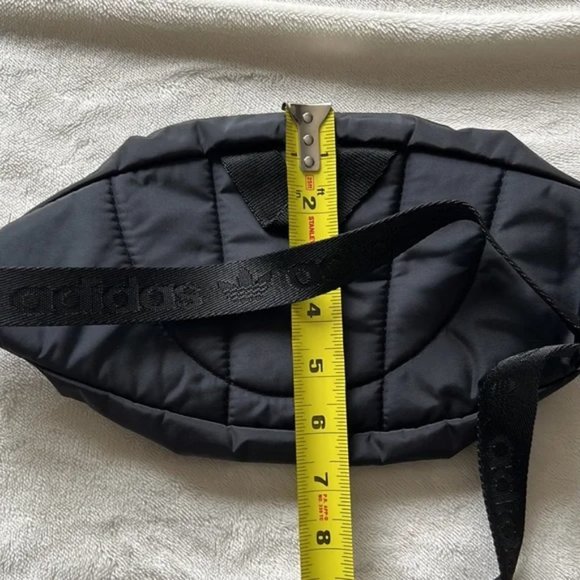 Adidas 3 Stripes waist Pack (BNWT) - Picture 8 of 9